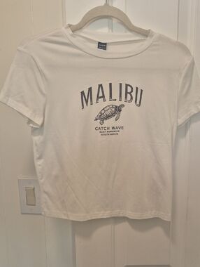 SHEIN Classic Crewneck Tee - White Womens M